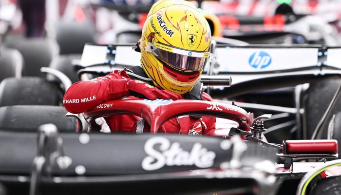 lewis-hamilton-ferrari.jpg lewis-hamilton-ferrari.jpg