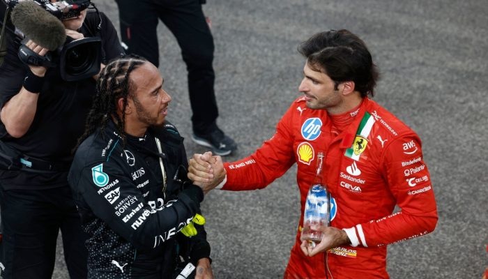 lewis-hamilton-mercedes-amg-f1-2.jpg lewis-hamilton-mercedes-amg-f1-2.jpg