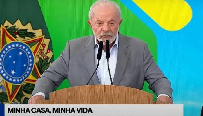 lula-faz-primeiro-discurso-publico-apos-trump-assinar-decreto-do-tarifaco-1754062104920_v2_615x300.j.jpeg lula-faz-primeiro-discurso-publico-apos-trump-assinar-decreto-do-tarifaco-1754062104920_v2_615x300.j.jpeg