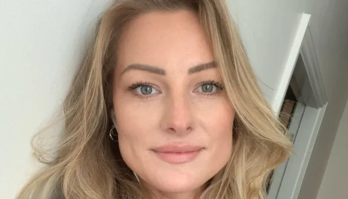 naom_68ac38e0c966e.webp.webp naom_68ac38e0c966e.webp.webp