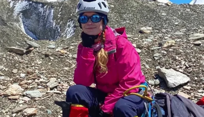 naom_68b17bc1c0852.webp.webp naom_68b17bc1c0852.webp.webp