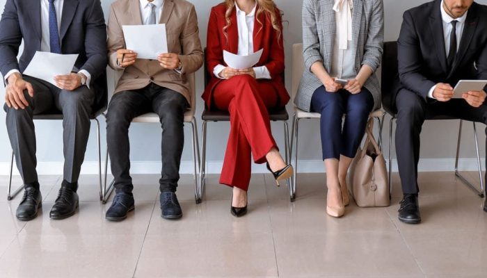 o-que-vestir-em-uma-entrevista-de-emprego-e1748906739371.jpg o-que-vestir-em-uma-entrevista-de-emprego-e1748906739371.jpg
