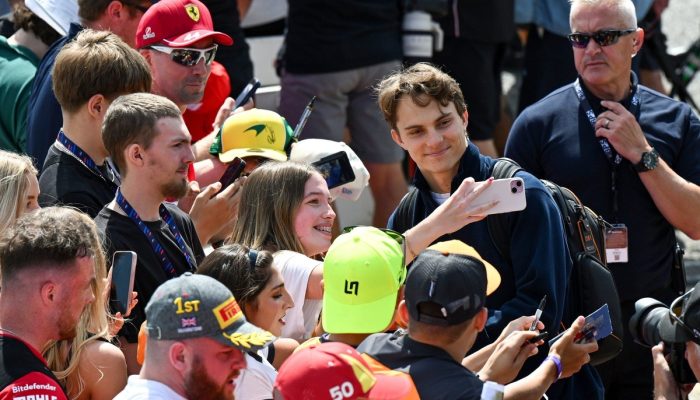 oscar-piastri-mclaren.jpg oscar-piastri-mclaren.jpg