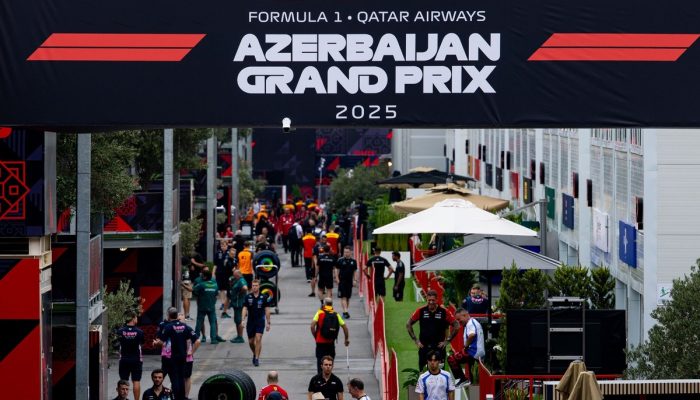 paddock-atmosphere.jpg paddock-atmosphere.jpg