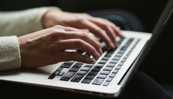 pessoa-no-computador-terapia-ia-1751053006714_v2_615x300.jpg pessoa-no-computador-terapia-ia-1751053006714_v2_615x300.jpg