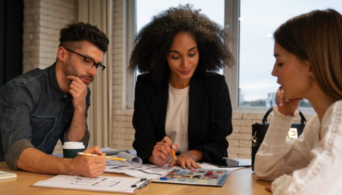 pessoas-em-filmagem-media-trabalhando-juntas_p11826_thumb_resized.jpg pessoas-em-filmagem-media-trabalhando-juntas_p11826_thumb_resized.jpg