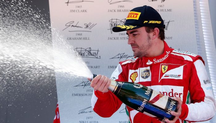 podium-fernando-alonso-ferrari.jpg