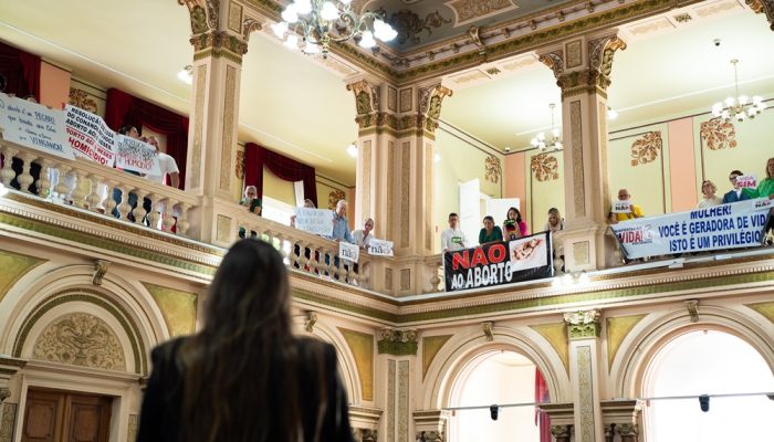 poniwas-Curitiba-aborto-conanda.jpg
