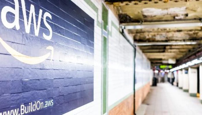 propaganda-da-aws-em-nova-york-aws-e-o-servico-de-nuvem-da-amazon-1638898049257_v2_615x300.jpg propaganda-da-aws-em-nova-york-aws-e-o-servico-de-nuvem-da-amazon-1638898049257_v2_615x300.jpg