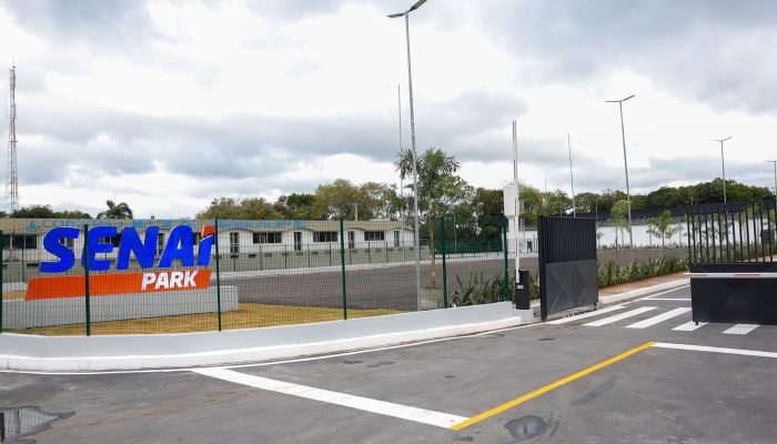 pzzb6985.jpg pzzb6985.jpg