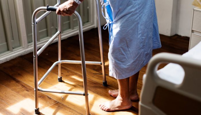 quedas-idosos-autonomia.jpg quedas-idosos-autonomia.jpg