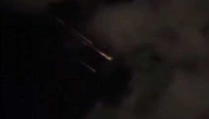 registro-foi-feito-na-regiao-nordeste-e-segundo-astronomo-se-trata-de-lixo-espacial-1740416816033_v2.jpeg registro-foi-feito-na-regiao-nordeste-e-segundo-astronomo-se-trata-de-lixo-espacial-1740416816033_v2.jpeg