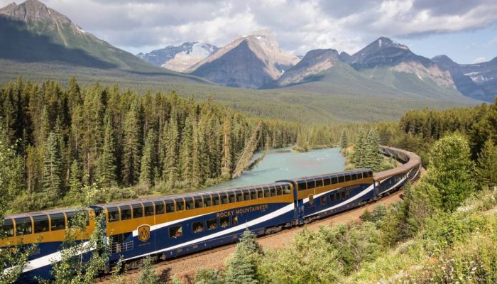 rocky-mountaineer.jpg