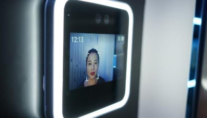 rosto-de-mulher-asiatica-passando-por-processo-de-reconhecimento-facial-biometria-facial-17500978838.jpeg rosto-de-mulher-asiatica-passando-por-processo-de-reconhecimento-facial-biometria-facial-17500978838.jpeg