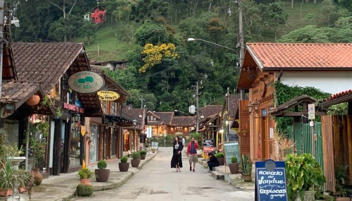 rua-do-meio-vila-maringa.jpg rua-do-meio-vila-maringa.jpg