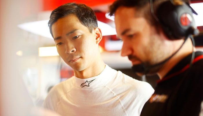 ryo-hirakawa-haas-f1-team-with.jpg ryo-hirakawa-haas-f1-team-with.jpg