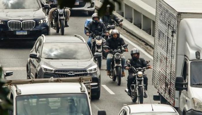 sao-paulo-sp-16012025-aplicativo-99-lanca-servico-de-moto-taxi-em-sao-paulo-contrariando-norma-da.jpeg sao-paulo-sp-16012025-aplicativo-99-lanca-servico-de-moto-taxi-em-sao-paulo-contrariando-norma-da.jpeg