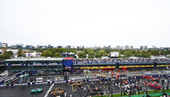 starting-grid.jpg starting-grid.jpg