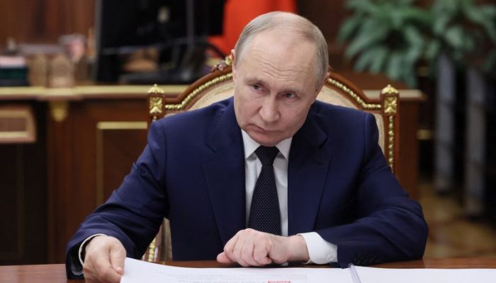 tagreuters.com2025binary_LYNXNPEL530RB-BASEIMAGE.jpg tagreuters.com2025binary_LYNXNPEL530RB-BASEIMAGE.jpg