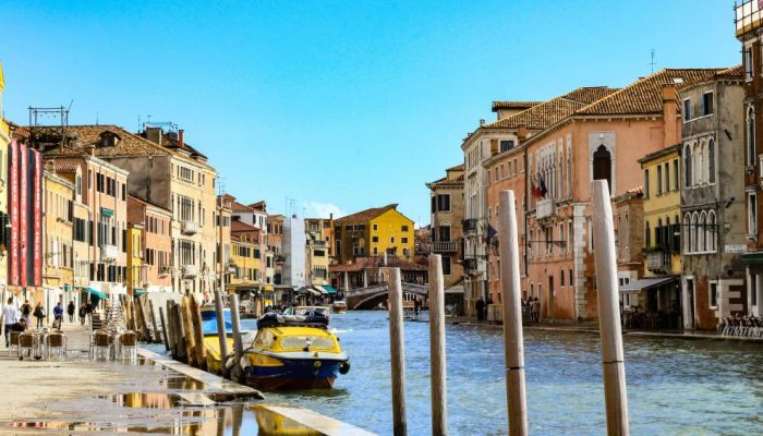 tom-wheatley-yiu3tIzOlww-unsplash.jpg tom-wheatley-yiu3tIzOlww-unsplash.jpg