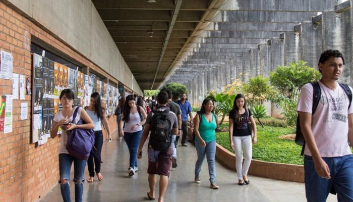 universidades_bloqueio_verbas.jpg