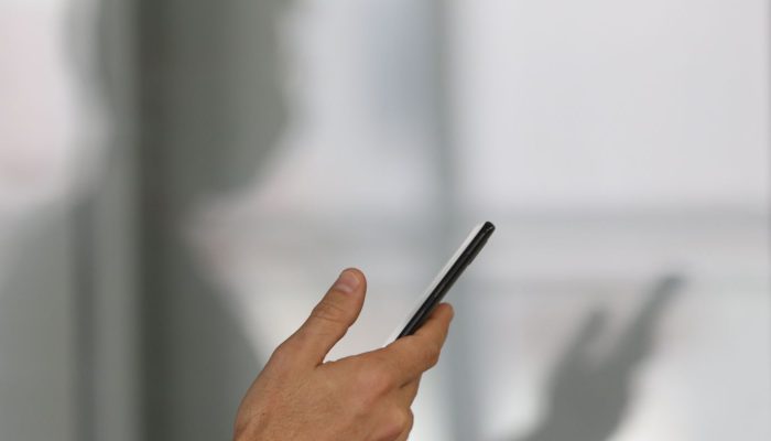 uso_de_smartphone_e_celular050720211238.jpg uso_de_smartphone_e_celular050720211238.jpg