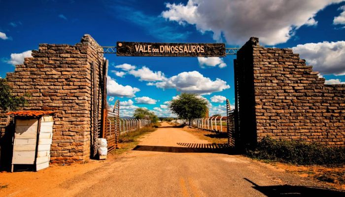 vale-dinossauros-sousa.jpg vale-dinossauros-sousa.jpg