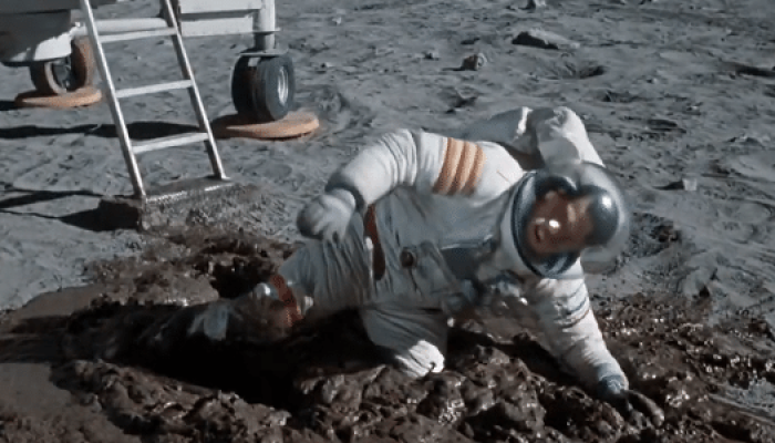 video-criado-com-o-veo3-ferramenta-de-ia-do-google-mostra-a-cena-improvavel-de-astronauta-caindo-em.png