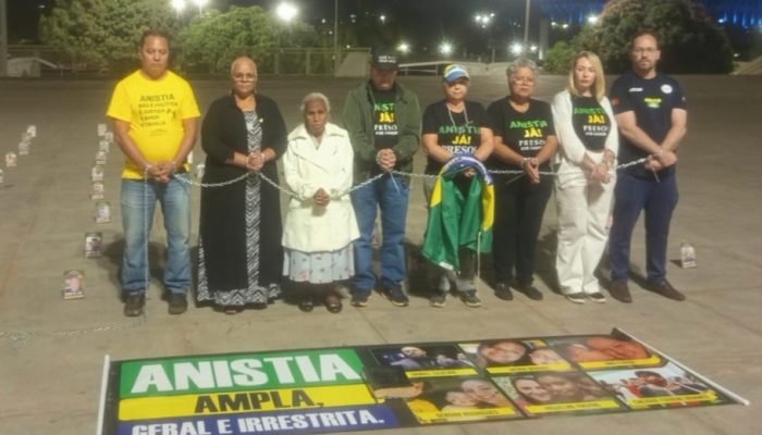 vigilia-anistia.jpg vigilia-anistia.jpg