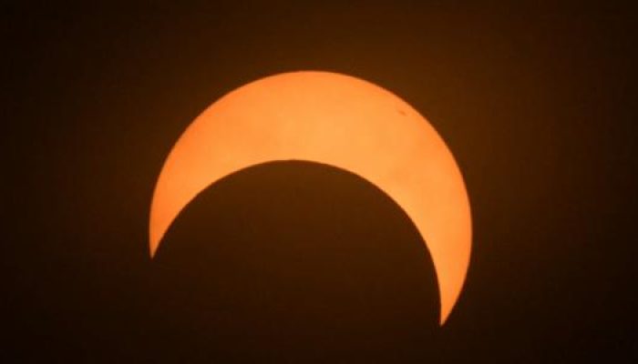 vista-parcial-do-eclipse-anular-solar-em-puerto-san-julian-na-argentina-1727905792633_v2_615x300.jpg vista-parcial-do-eclipse-anular-solar-em-puerto-san-julian-na-argentina-1727905792633_v2_615x300.jpg