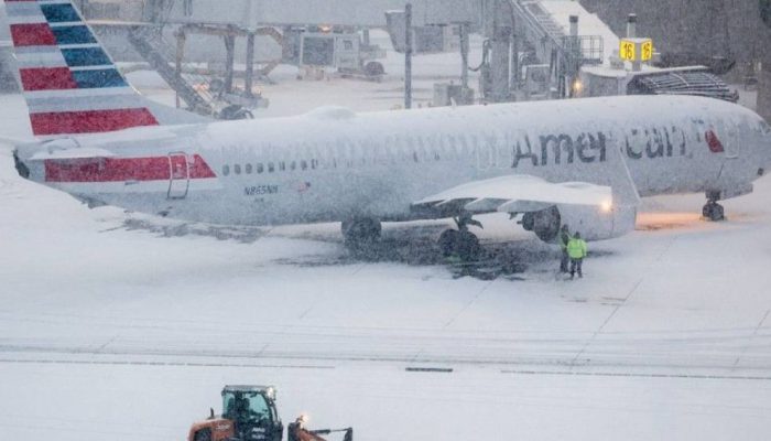 voos-cancelados-nevasca.jpg